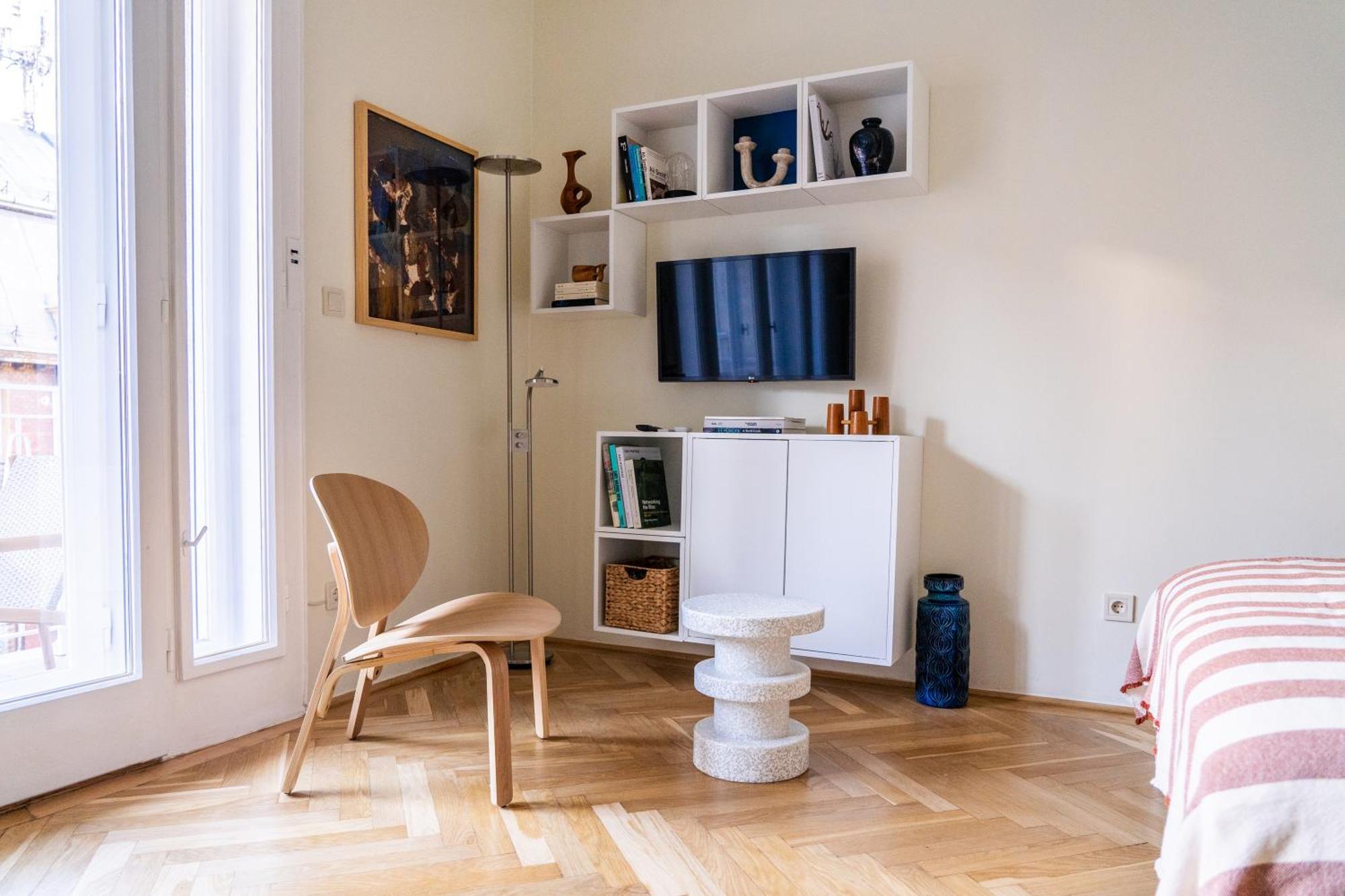 Pannonia View Delight Apartament *